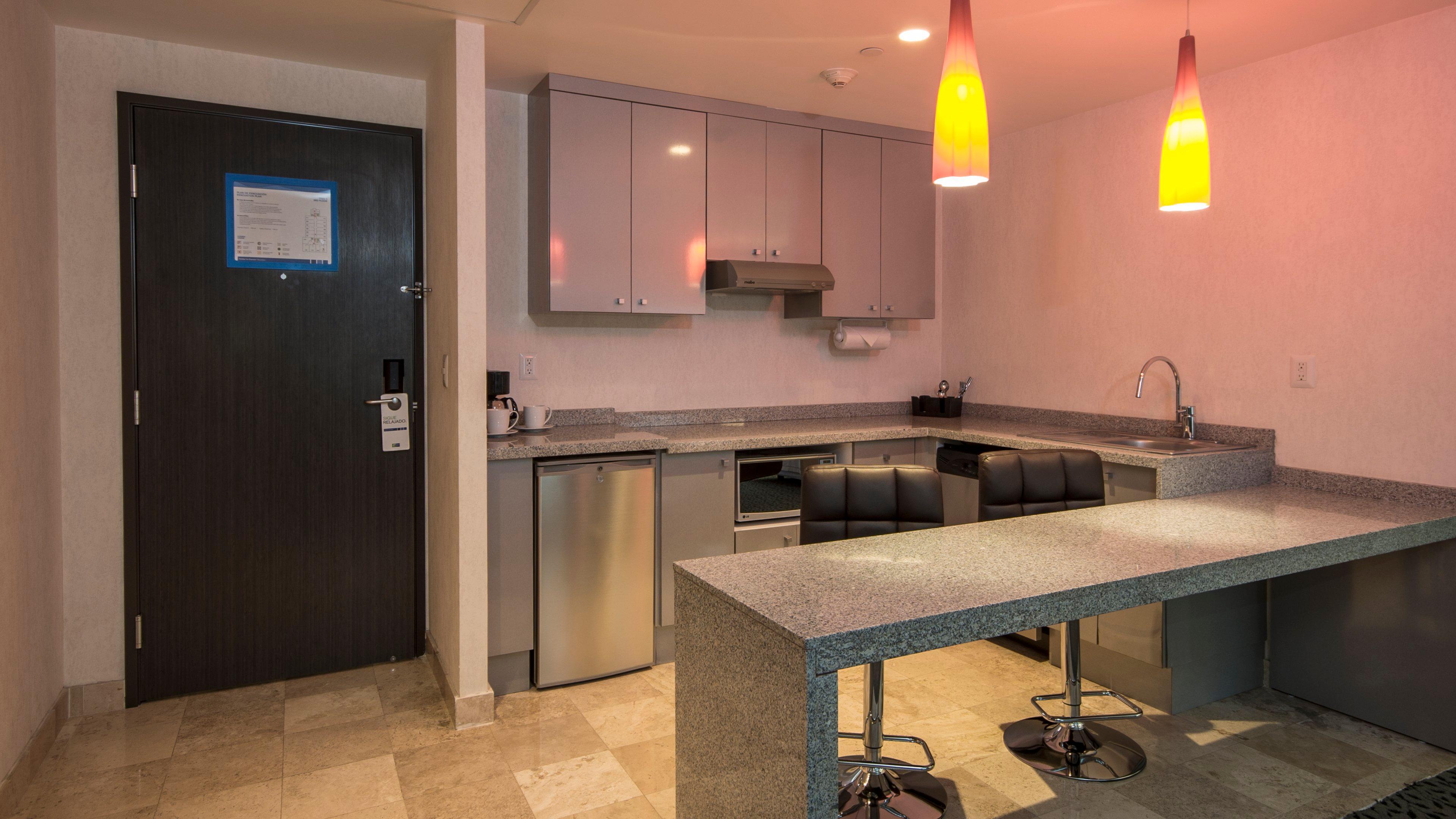 Holiday Inn Express & Suites Queretaro By Ihg Exterior foto